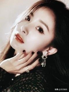 杨幂体面人设分析_杨幂娱乐圈生存法则_娱乐圈小说有杨幂