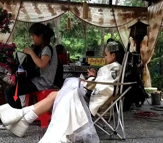 朱茵身高153cm演技颜值惊艳_娱乐圈哪些女名星很矮_女明星身高与颜值不匹配