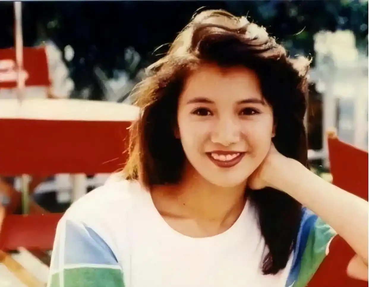 朱珠陈红袁咏仪郭晶晶景甜_娱乐圈天生富贵相女星_旺夫面相的女明星